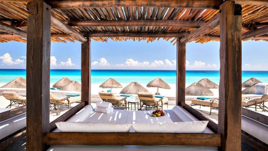 Bali beds at JW Marriott Cancun Resort & Spa